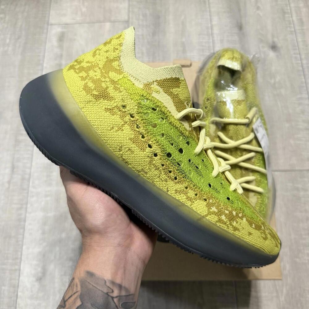 Adidas Yeezy Boost 380 Hylte Shoes Yellow FZ4990 Size 9.5 Men